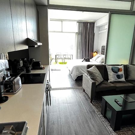 Modern Luxury Studio With Breathtaking City Views - No Load Shedding Kapstaden Eksteriør billede
