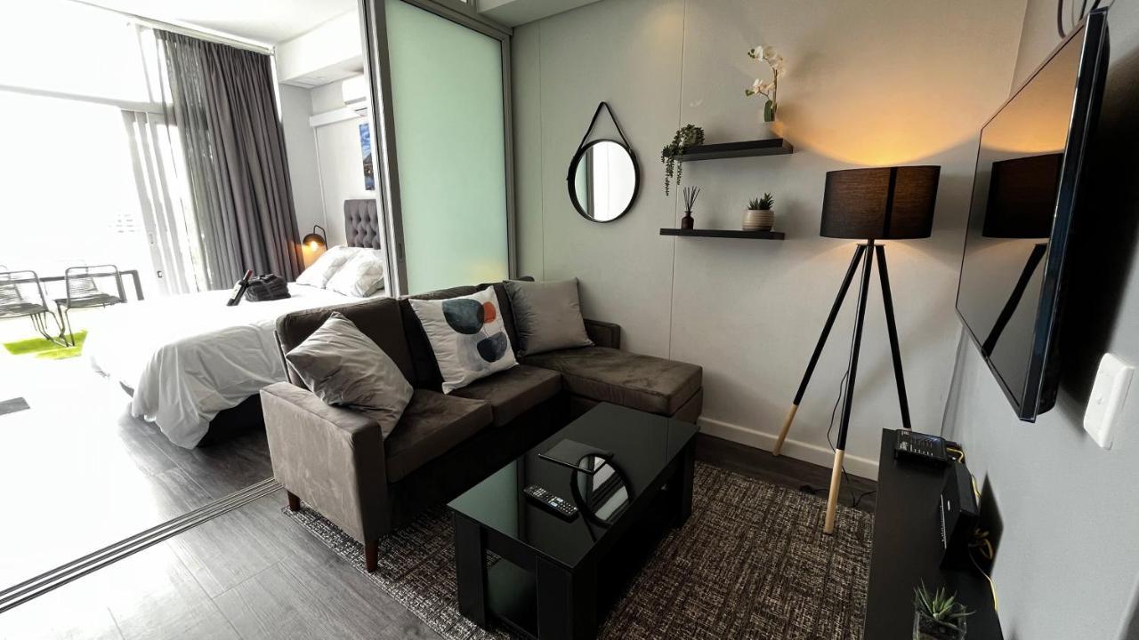 Modern Luxury Studio With Breathtaking City Views - No Load Shedding Kapstaden Eksteriør billede