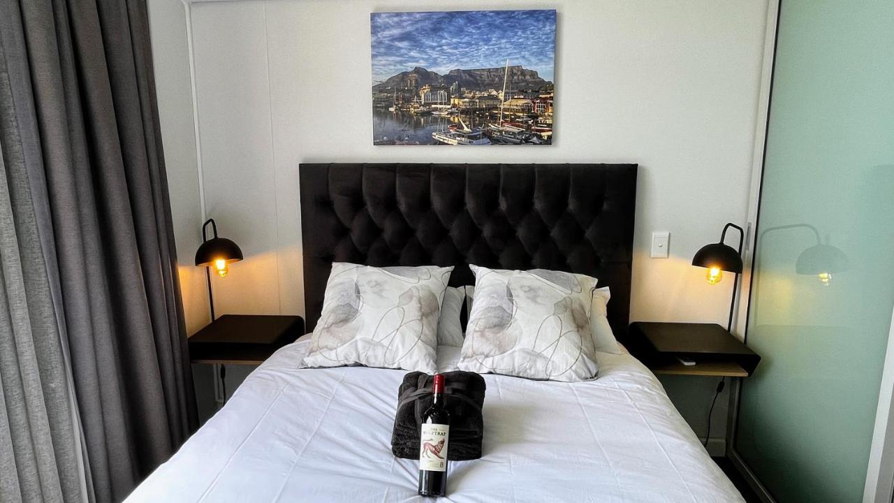 Modern Luxury Studio With Breathtaking City Views - No Load Shedding Kapstaden Eksteriør billede
