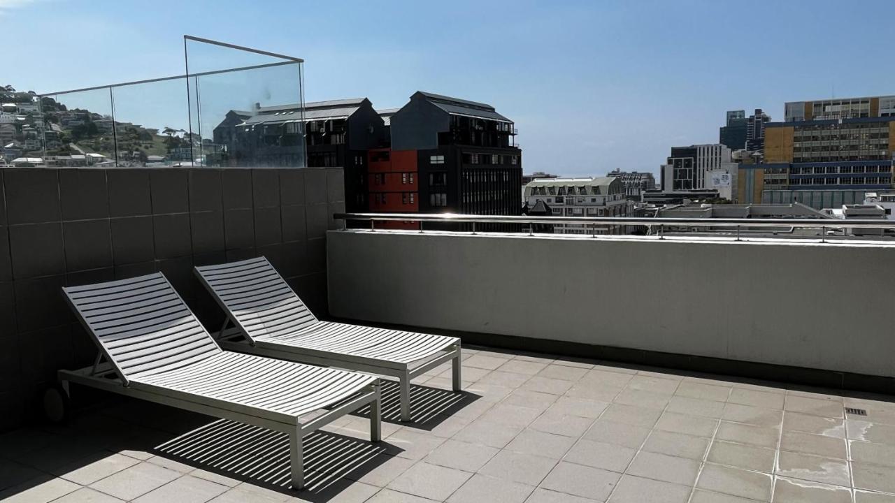 Modern Luxury Studio With Breathtaking City Views - No Load Shedding Kapstaden Eksteriør billede