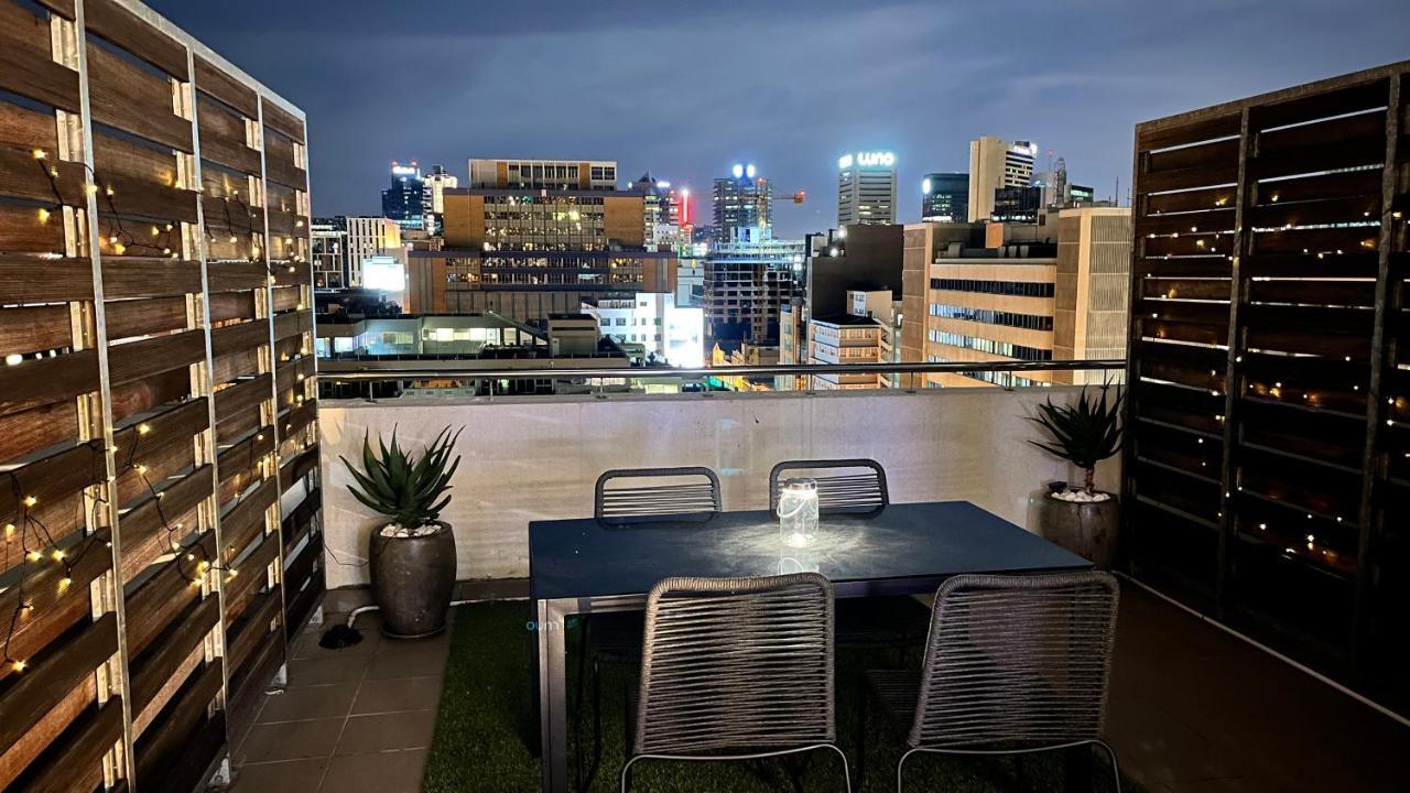 Modern Luxury Studio With Breathtaking City Views - No Load Shedding Kapstaden Eksteriør billede