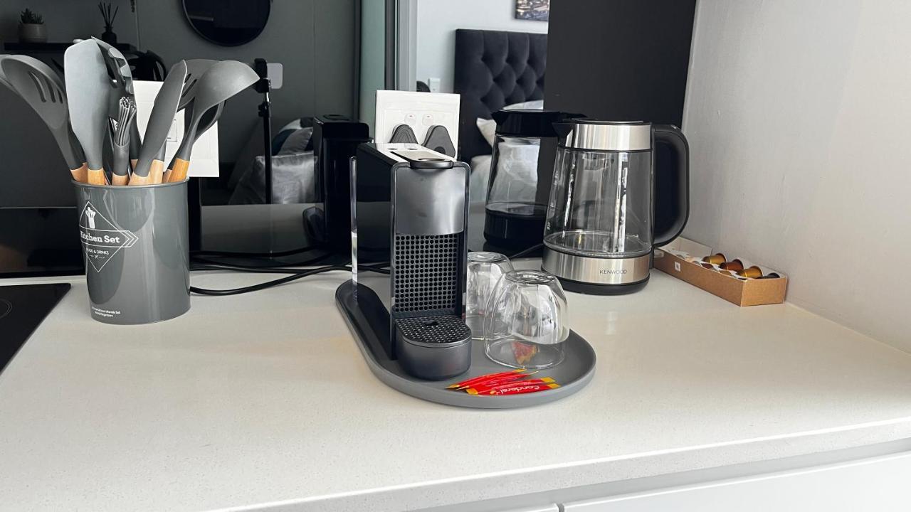 Modern Luxury Studio With Breathtaking City Views - No Load Shedding Kapstaden Eksteriør billede
