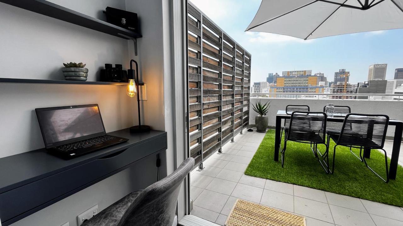 Modern Luxury Studio With Breathtaking City Views - No Load Shedding Kapstaden Eksteriør billede