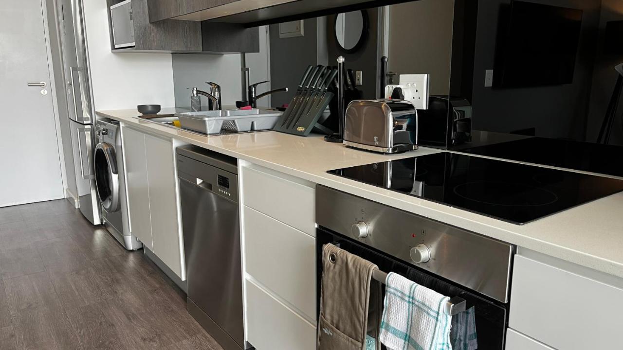 Modern Luxury Studio With Breathtaking City Views - No Load Shedding Kapstaden Eksteriør billede
